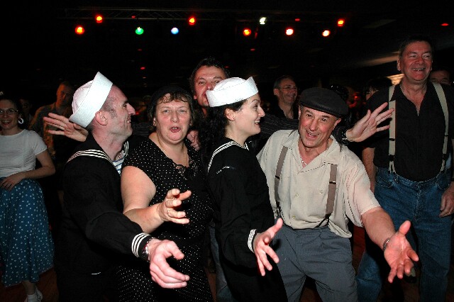 min 2006 11 25 riot 336